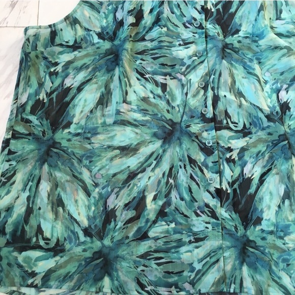 MOTTO | Green Floral Button Up Collared Shirt - Picture 4 of 7